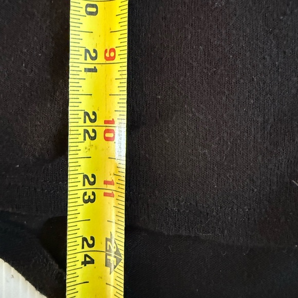 Tilo Women’s Sweater Size L Tiguer Embroidered Black Rayon Blend Made In USA - Picture 6 of 7